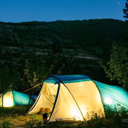 Camp'In Goris Hotel Ngoại thất bức ảnh
